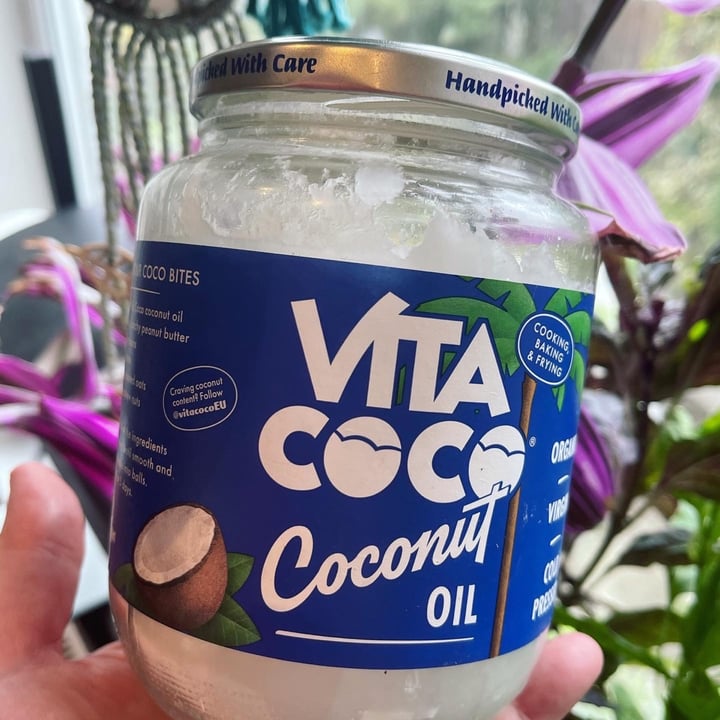 photo of Vita Coco Coconut Oil shared by @katmarievegan on  27 Sep 2022 - review