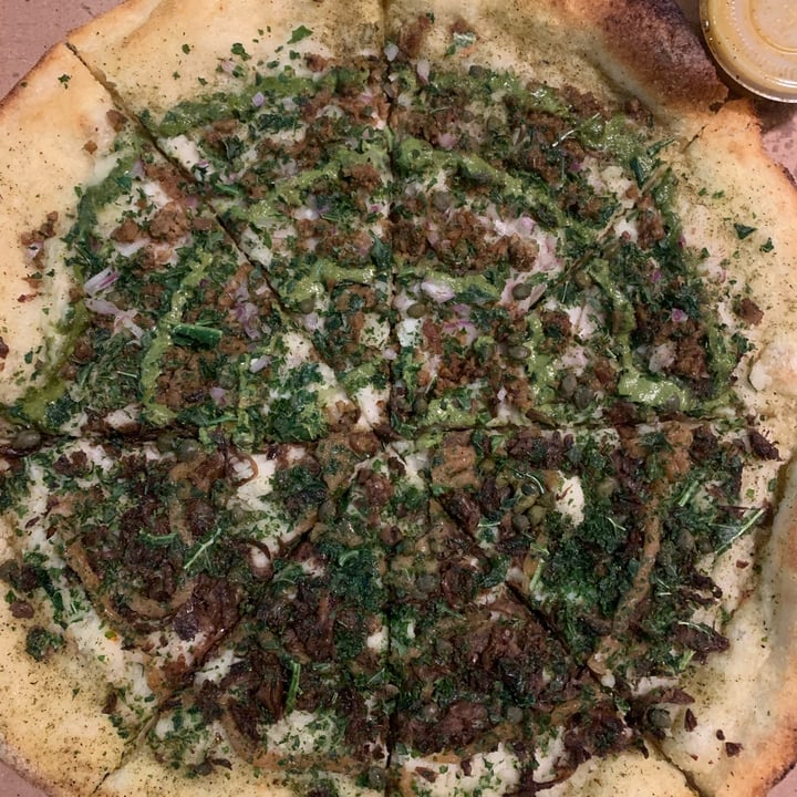 photo of Vegan District Pizza Alfredo shared by @zaingel on  16 Nov 2021 - review