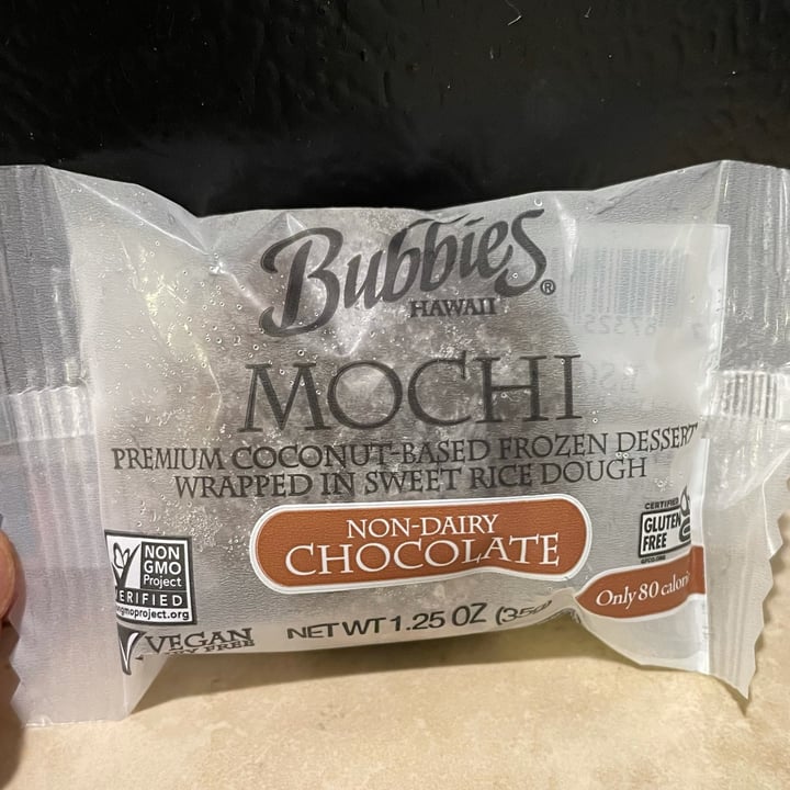 photo of Bubbies Non-dairy chocolate mochi shared by @veggietable on  09 Nov 2021 - review