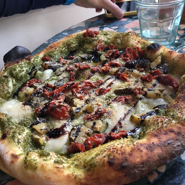 photo of Purezza - Vegan Pizza Camden The One With The Pesto shared by @francesca213 on  12 Jun 2022 - review