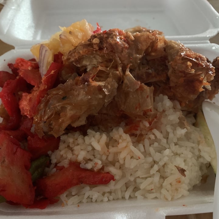 review photo of Ang Mo Kio Central Market & Food Centre Chicken Rice shared by @yashermin on 22 Jul 2021 - review