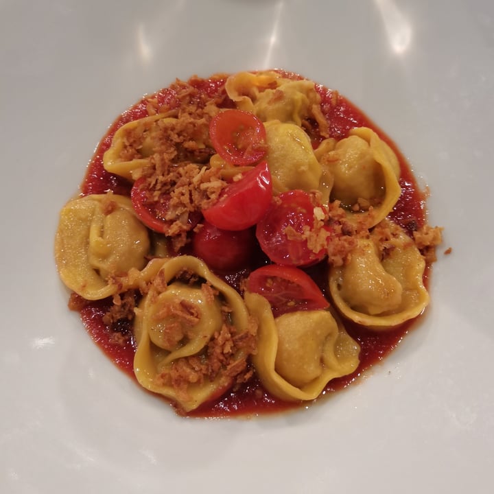 photo of Food Love cappellacci Con Pomodori Essiccati shared by @giuuuls on  03 Jun 2022 - review