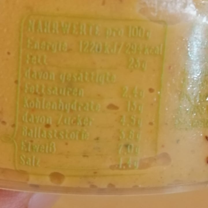 photo of Vegavita Hummus Orientalisch shared by @castiel on  06 Oct 2021 - review