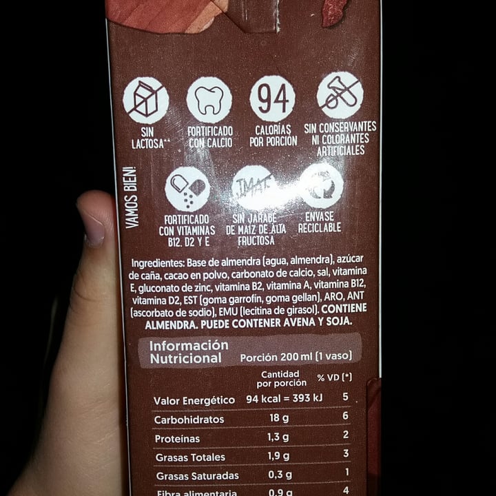 photo of Silk Almendra chocolate shared by @agustinadiaz on  28 Feb 2022 - review
