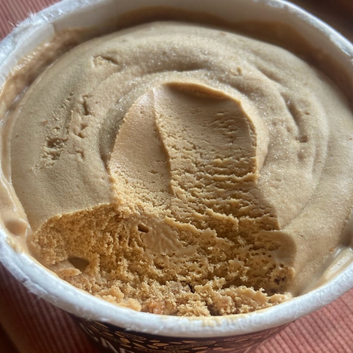 photo of Hacendado Helado de cacahuete shared by @blancavinas on  29 May 2022 - review