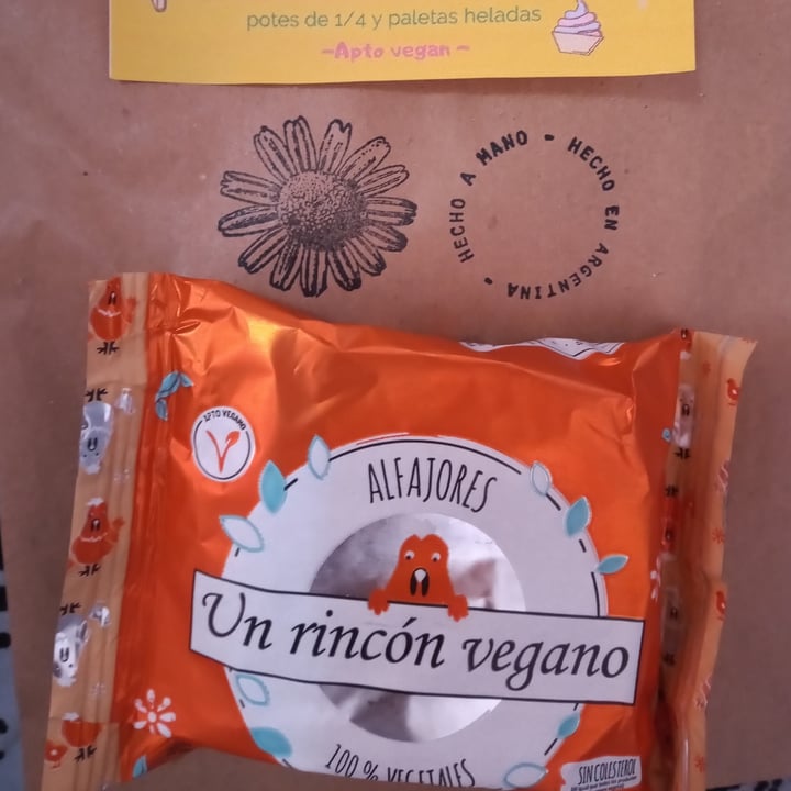 photo of Un Rincón Vegano Alfajor de Maní shared by @libertad on  25 Mar 2021 - review