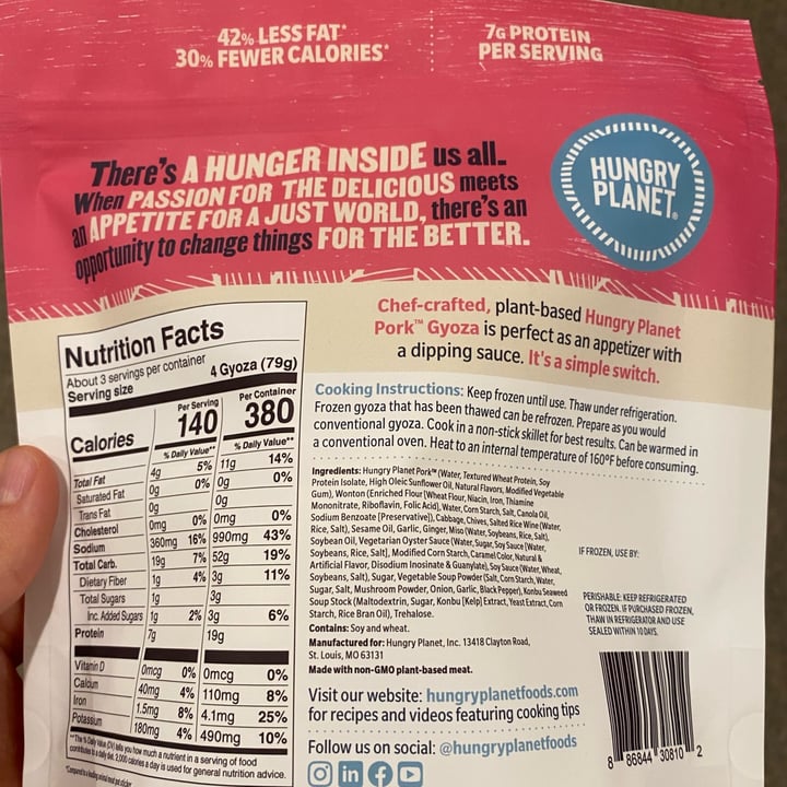 review photo of Hungry Planet Gyoza shared by @plantbasedlotti on 01 Nov 2021 - review
