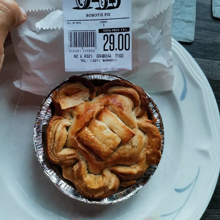 photo of Peregrine Farm Stall Vegan Bobotie Pie shared by @lunascorner on  03 Jan 2021 - review
