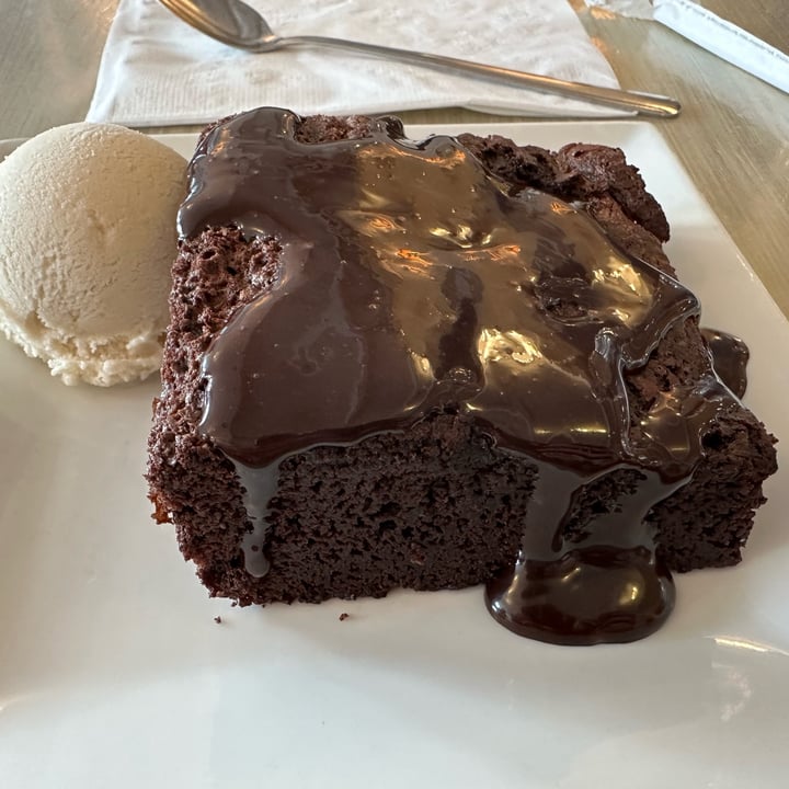 photo of Garden Cafe Woodstock Brownie with Ice Cream shared by @ashtothexo on  26 Nov 2022 - review