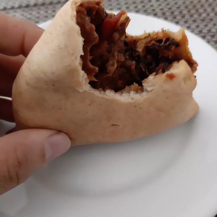 review photo of Lancheria Govinda Esfiha de seitan shared by @gutovegano on 15 Oct 2021 - review