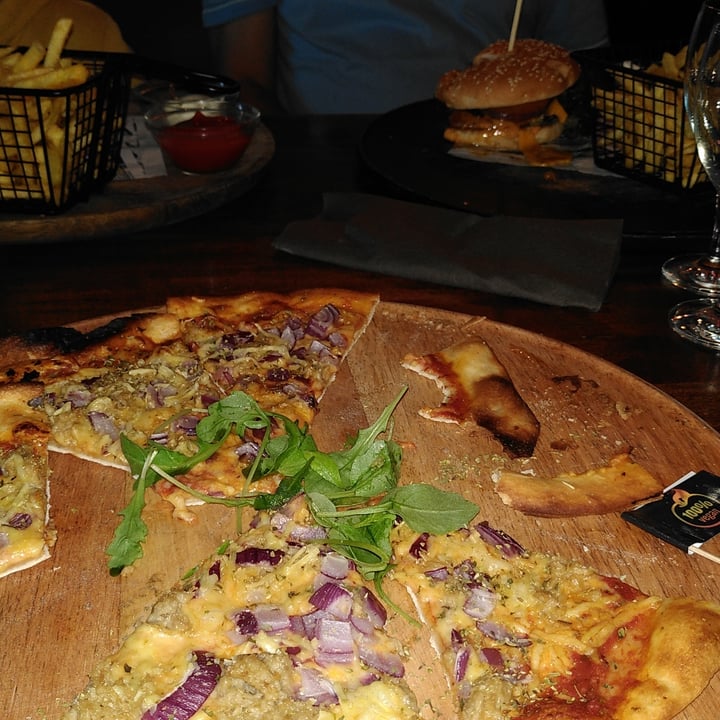 review photo of Pesami Kleve Thunvish Pizza shared by @karble on 13 Jun 2022 - review