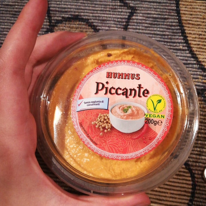 review photo of ALDI Hummus piccante shared by @elisshaze on 22 Mar 2022 - review