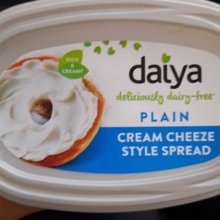 photo of Daiya Daiya Queso Crema shared by @marianazrt on  13 Aug 2021 - review