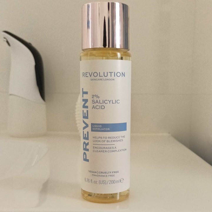 review photo of Revolution Beauty 2% salicylic acid liquid exfoliator shared by @blueheather on 14 Apr 2022 - review