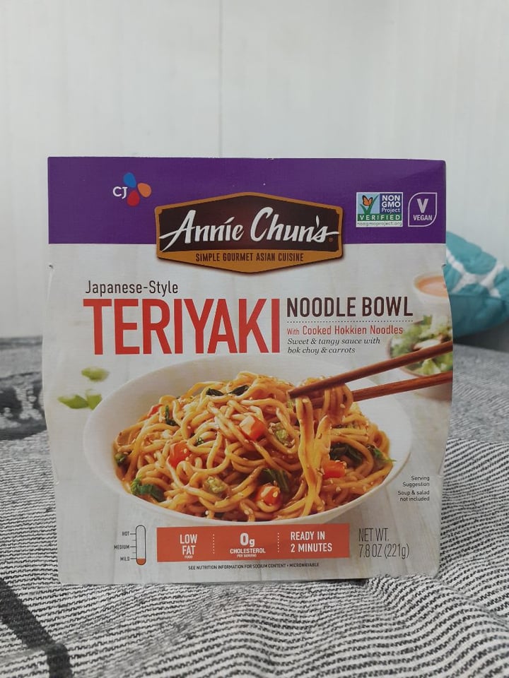 review photo of Annie Chun's Japanese-style Teriyaki Noodle Bowl shared by @savvysweetpotato on 27 Mar 2020 - review