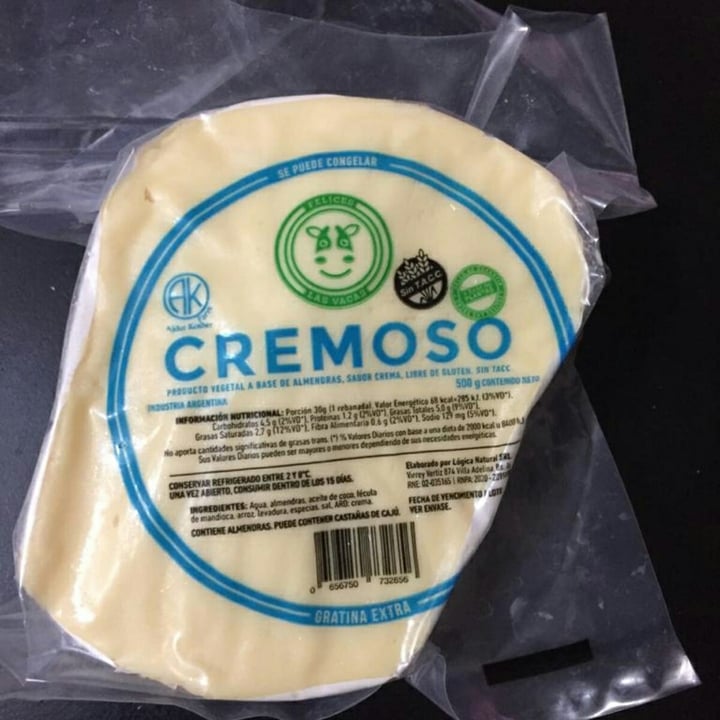 review photo of Felices Las Vacas Queso Cremoso shared by @veggierulesce on 07 Jun 2021 - review