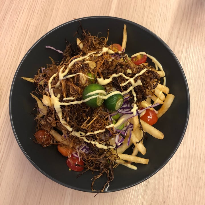 photo of Well Loft The Loaded Enoki Shoestring Fries shared by @alyrauff on  10 Dec 2020 - review