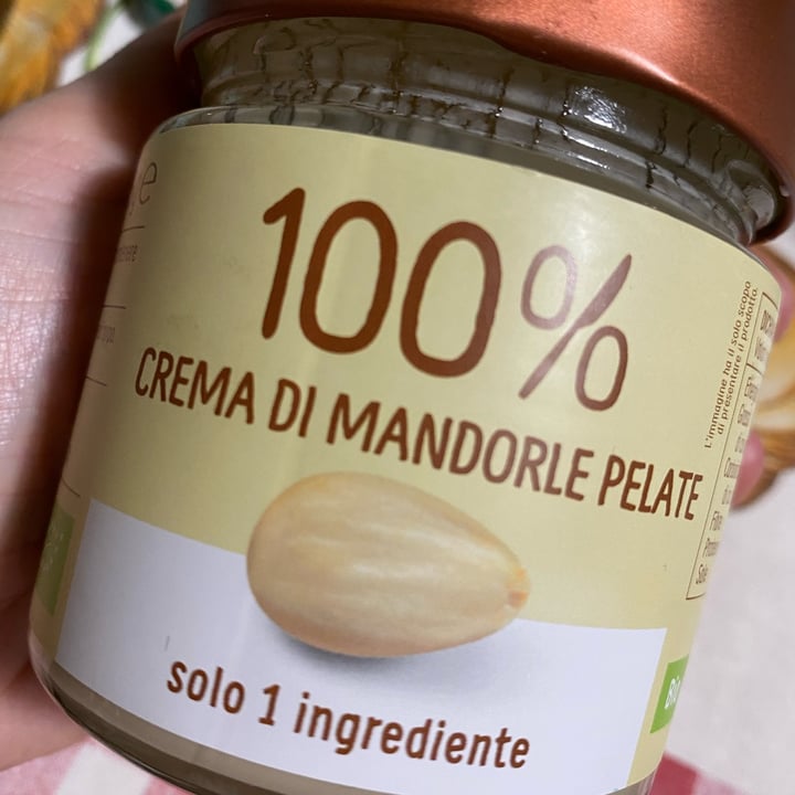 photo of Eurocompany 100% crema  di mandorle pelate shared by @rdrgzmarta on  19 Apr 2022 - review
