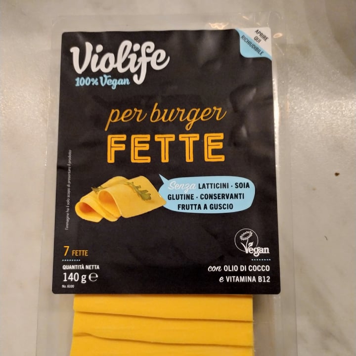 photo of Violife Cheddar vegano shared by @dreamerelly on  21 Mar 2022 - review