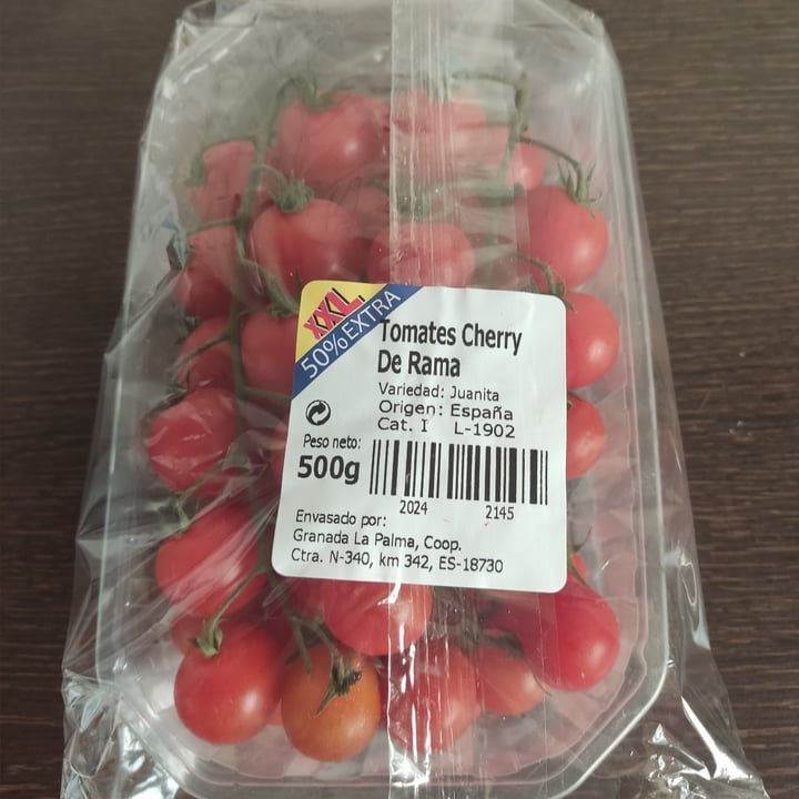 photo of Vemondo  Tomate cherry en rama shared by @laubcn87 on  17 May 2022 - review