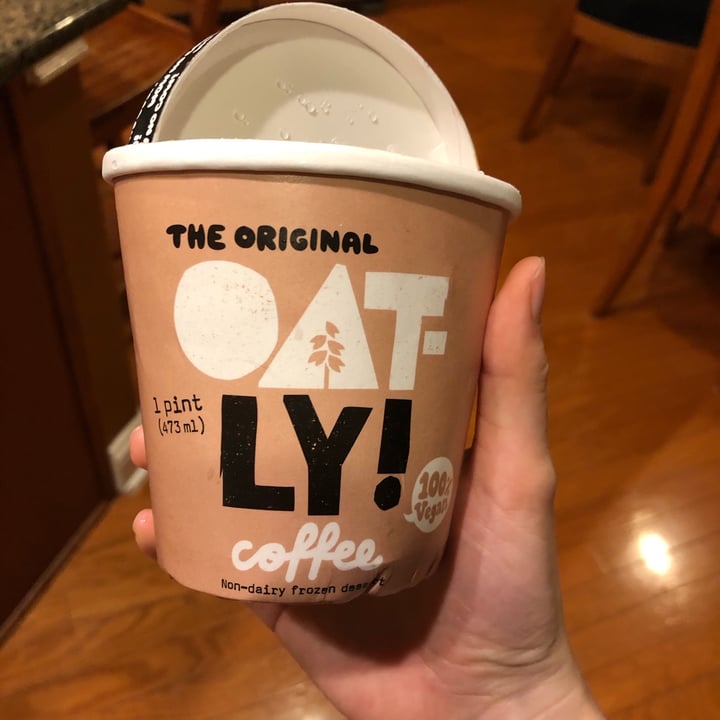 photo of Oatly Coffee Non-dairy Frozen Dessert shared by @samsearles on  27 Sep 2020 - review