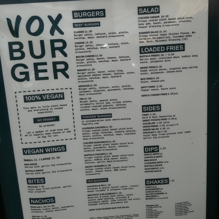 review photo of Box Burger Vegan Chilli Beef Pizza shared by @julessheffield on 28 Oct 2022 - review