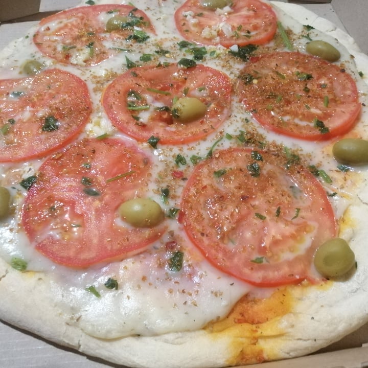photo of Fourmi Vegan Pizza napolitana shared by @sebastianr on  18 Oct 2020 - review
