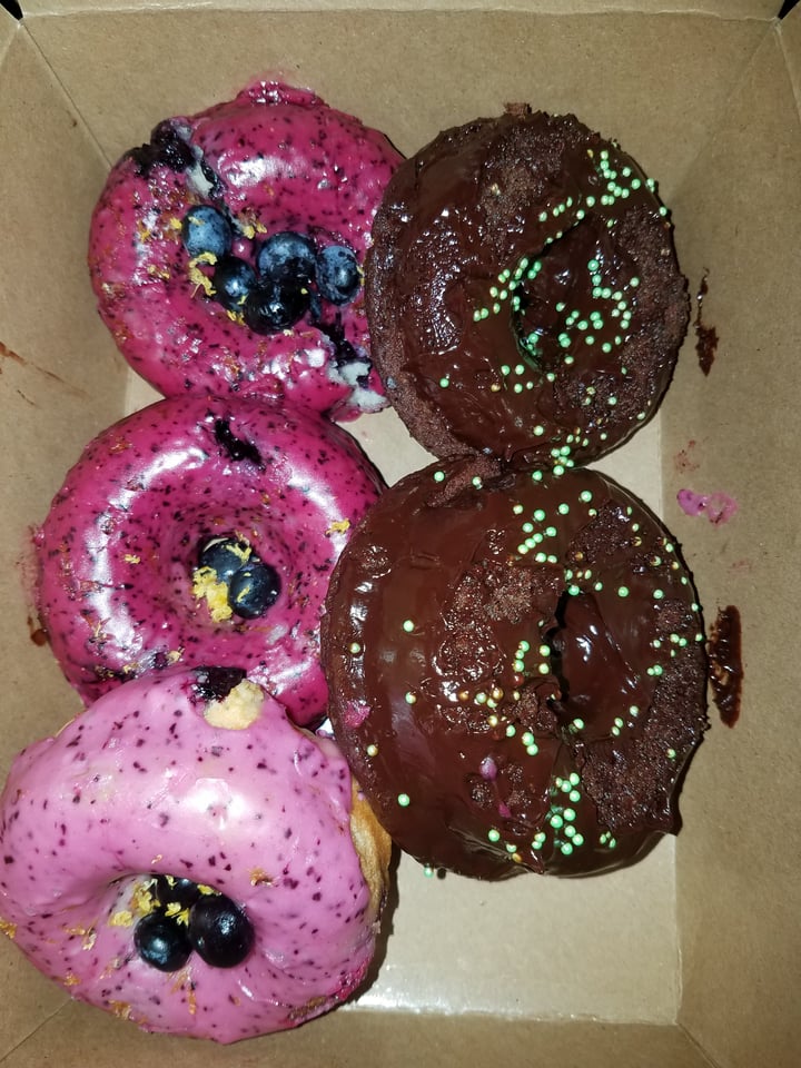 photo of Café 1610 Doughnuts shared by @taetae on  13 Sep 2020 - review