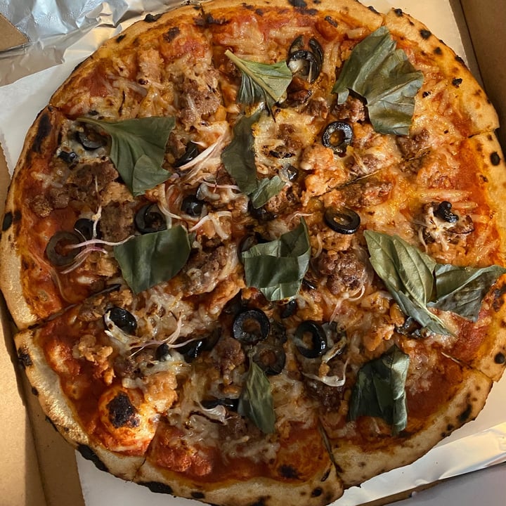 review photo of Sunny Slices Meatless Lovers shared by @okaypoke on 19 Feb 2021 - review