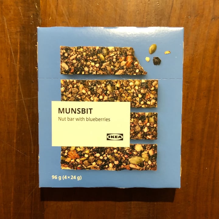 photo of Ikea Munsbit Nut Bar with Blueberries shared by @frasoya on  16 May 2021 - review
