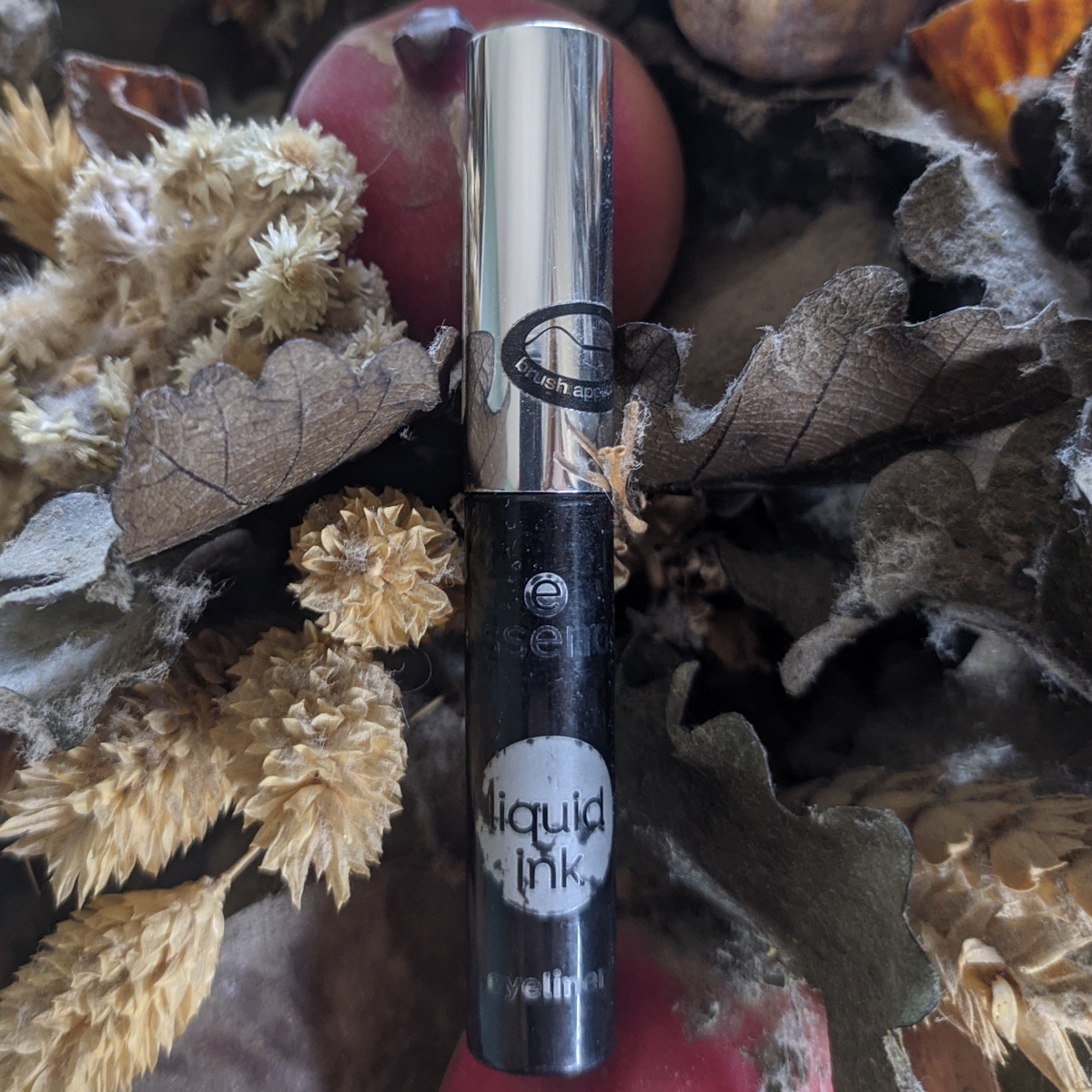 Essence Eyeliner Liquid Ink Reviews abillion