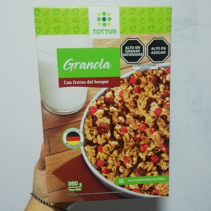 photo of Tottus Granola shared by @isabelalejaa on  14 Jan 2021 - review