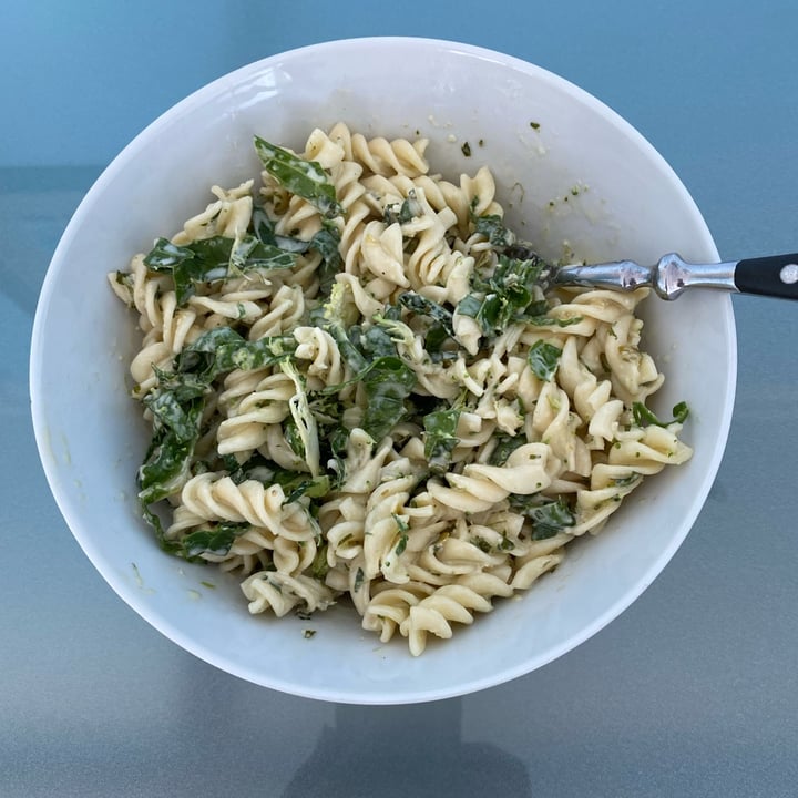 photo of Woolworths Food Jalapeno pasta salad shared by @tonivbrockhoven on  17 May 2022 - review