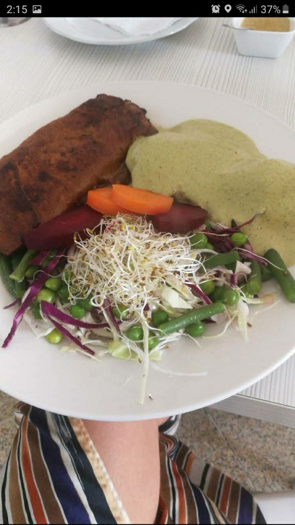 photo of Trujillo Vegan Hut Plato A Base de Verduras Y Ocopa shared by @esthefany20 on  27 Dec 2019 - review