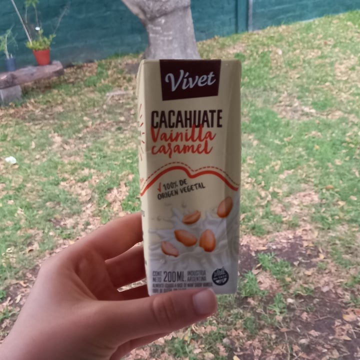 review photo of VĂvet Leche de Cacahuate sabor Vainilla Caramel shared by @caroyebra on 25 Feb 2021 - review