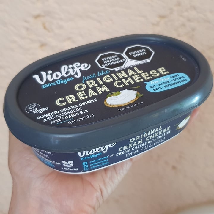 review photo of Violife Creamy Original Flavour shared by @lydiavinals on 12 Jun 2022 - review