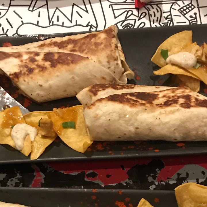 photo of Mahara Burrito no pollo shared by @laumarono on  22 Oct 2020 - review