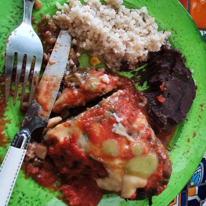 photo of Munay Botánica culinaria Chile Relleno shared by @erpantoja on  15 Nov 2020 - review
