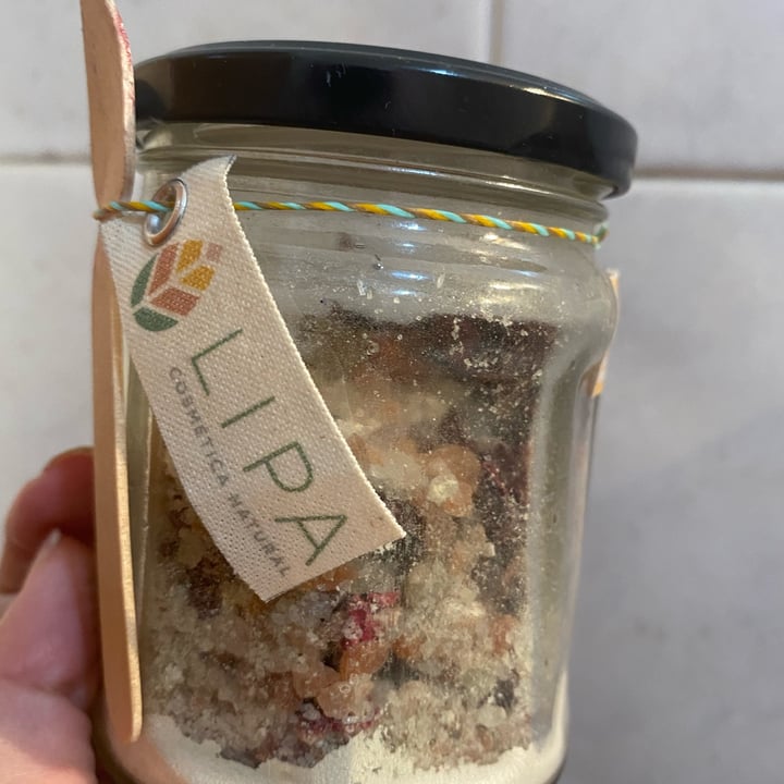 photo of Lipa Sales de baño shared by @latinee on  12 Feb 2022 - review