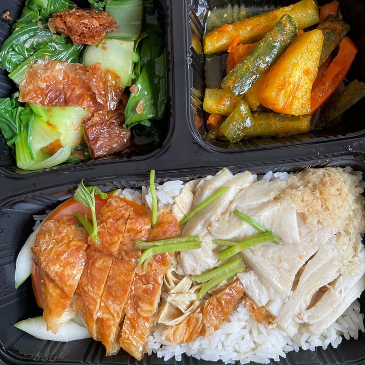 review photo of 33 Vegetarian Food Set A Vegetarian Chicken Rice shared by @kimjongquiche on 05 Dec 2021 - review