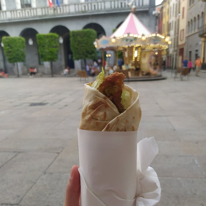 review photo of Sultan Falafel Wrap shared by @silviaserpe02 on 28 May 2022 - review