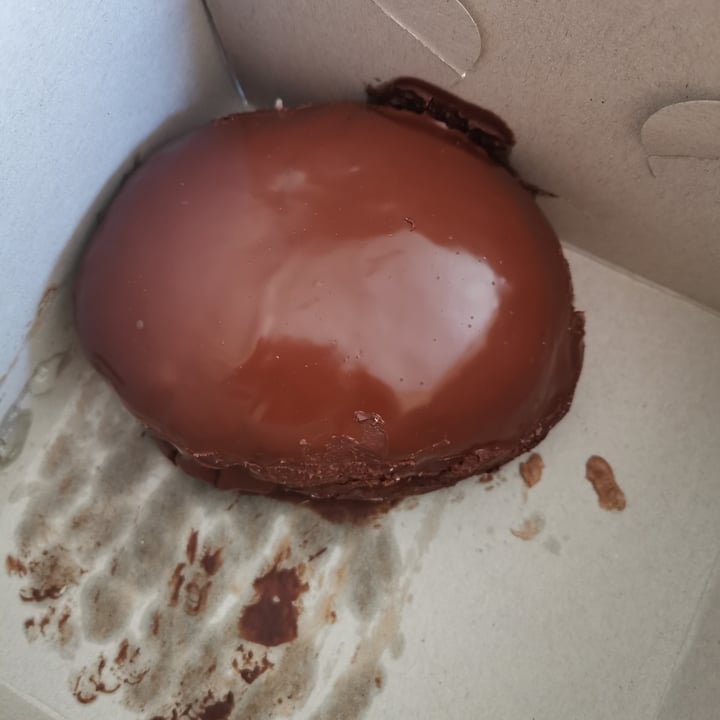 photo of Grumpy & Runt | Little Deli & Donuts Boston Creme Filled shared by @lunascorner on  24 Nov 2021 - review