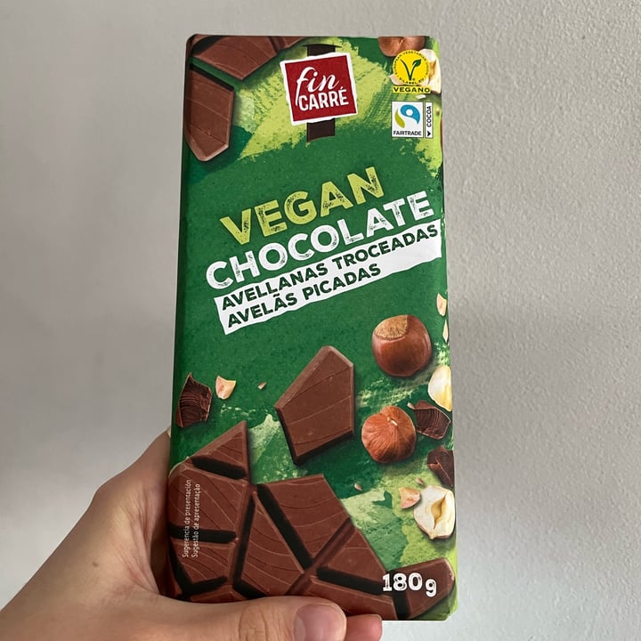 photo of Fin Carré Chocolate con avellanas troceadas shared by @vunkalino on  06 Dec 2022 - review
