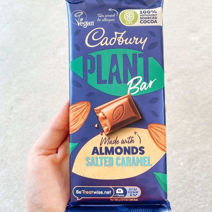 photo of Cadbury Plant Bar Salted Caramel made with Almonds shared by @triinu on  19 Aug 2022 - review