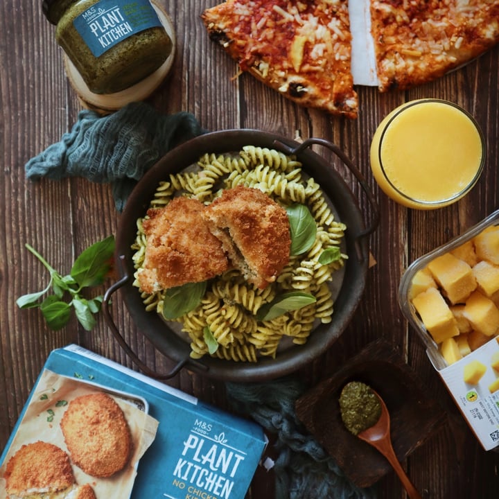 photo of Plant Kitchen (M&S) No chicken kiev shared by @zanthrea on  03 Mar 2022 - review