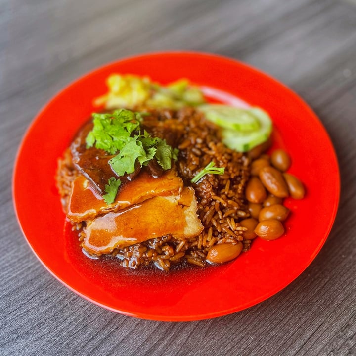photo of Makan Vegan Geylang Vegan Duck Rice shared by @consciouscookieee on  01 Dec 2022 - review