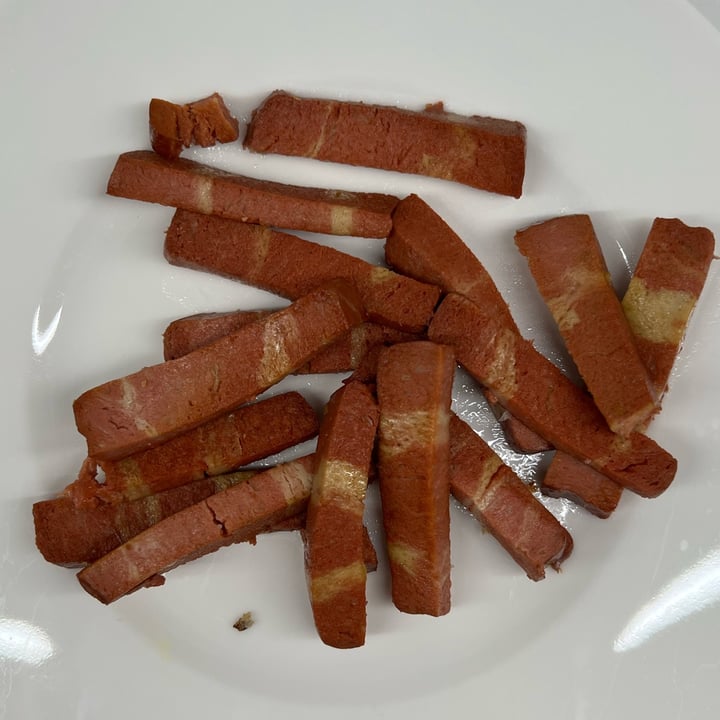 photo of Vantastic Foods Bacon vegetale shared by @iremina23 on  26 Sep 2022 - review