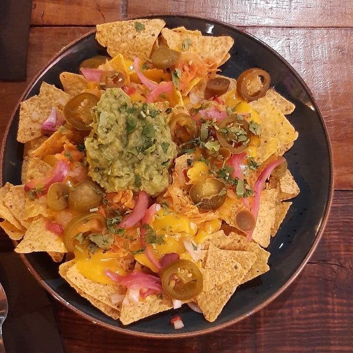 photo of Amarre Marina - Vegan food & Drinks Nachos shared by @bets911 on  20 Sep 2022 - review