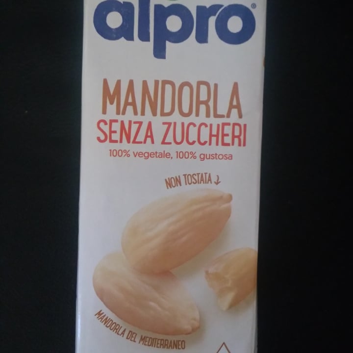 photo of Alpro Almond no sugars shared by @sonsongb on  30 Oct 2022 - review