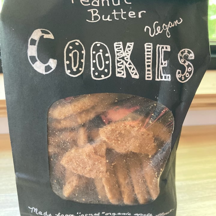 photo of April Grace Baker Peanut Butter Cookies shared by @thebirdguy on  28 May 2022 - review